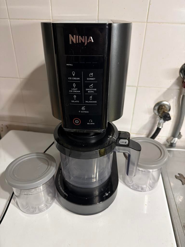 Ninja Creami ijsmachine, Ophalen of Verzenden, Gebruikt, 3 snelheden of meer