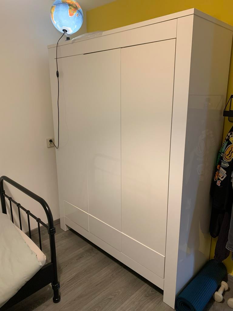 Witte baby kledingkast met lades en hangruimte, Gebruikt, 100 tot 150 cm, 200 cm of meer, Ophalen of Verzenden