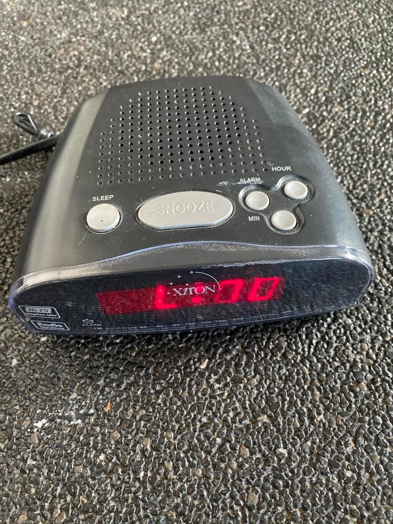 XTON Wekker Radio - Compact en Functioneel, Witgoed en Apparatuur, Wekkers, Ophalen of Verzenden, Gebruikt, Digitaal