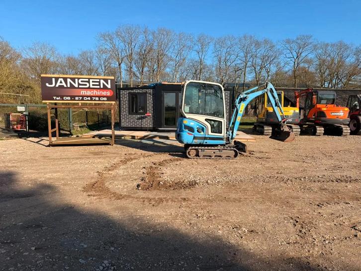 Kubota kx019-4 (bj 2018), Zakelijke goederen, Machines en Bouw | Kranen en Graafmachines, Graafmachine