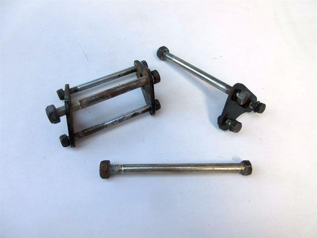 Kawasaki KZ305 ophanging motorblok bouten frame KZ 305 CSR, Ophalen of Verzenden, Gebruikt