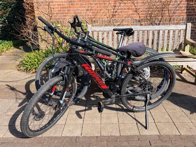 Mountainbikes (3), Fietsen en Brommers, Fietsen | Mountainbikes en ATB, Gebruikt, Heren, Overige merken, 53 tot 57 cm, Ophalen