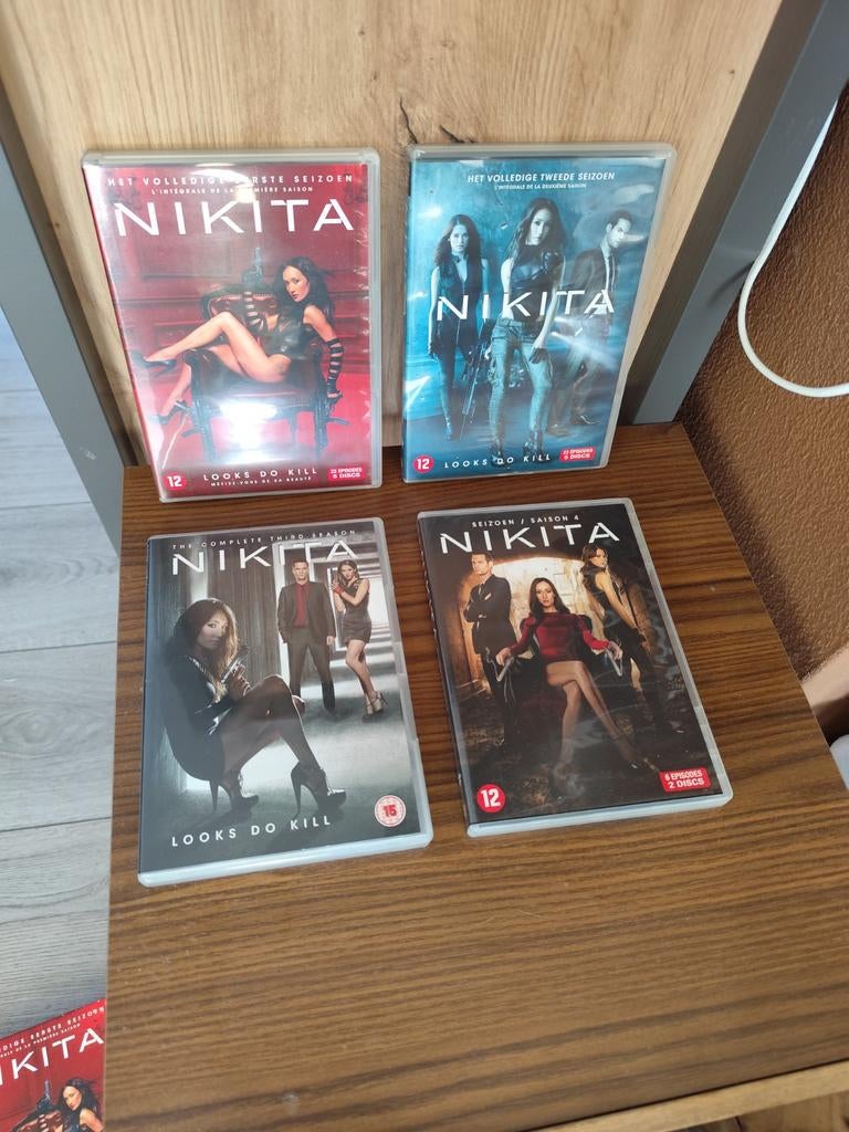 Nikita Seizoen 1 t/m 4 DVD Boxset - Complete Serie, Gebruikt, Boxset, Ophalen of Verzenden, Actie en Avontuur
