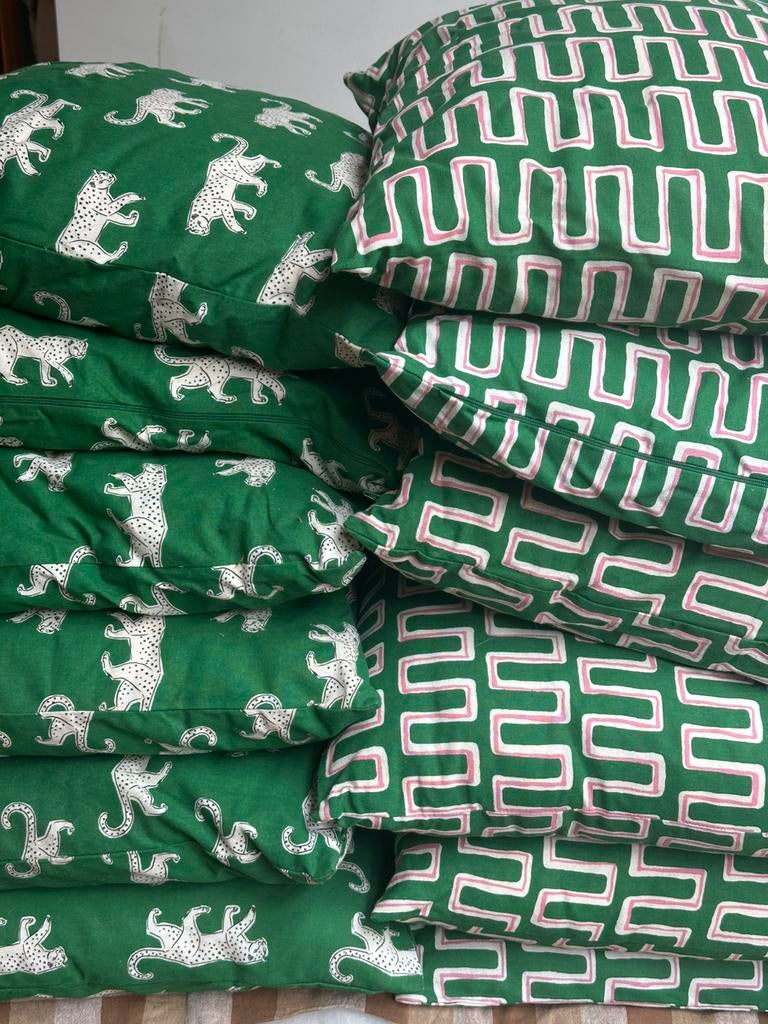 12 kussens 50x50 groen h&m katoen, Tuin en Terras, Ophalen, Zo goed als nieuw