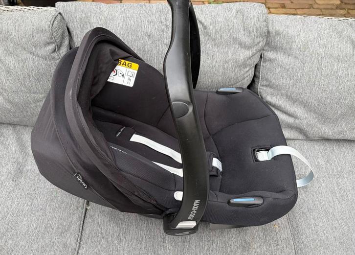 Maxi Cosi Cabriofix i-Size autozitje Familyfix 2 onderstel, Kinderen en Baby's, Autostoeltjes, Gebruikt, Maxi-Cosi, 0 t/m 13 kg