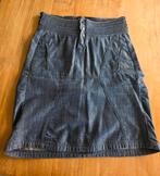 Spijkerstof (demin) rok maat 38/40 (M) zo goed als nieuw.
Le, Maat 38/40 (M), Blauw, Ophalen of Verzenden, Zo goed als nieuw