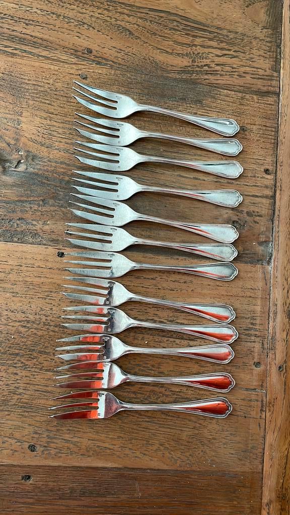 Verzilverde taartvorkjes Christofle Spatours, Huis en Inrichting, Keuken | Bestek, Zo goed als nieuw, Zilver, Ophalen of Verzenden