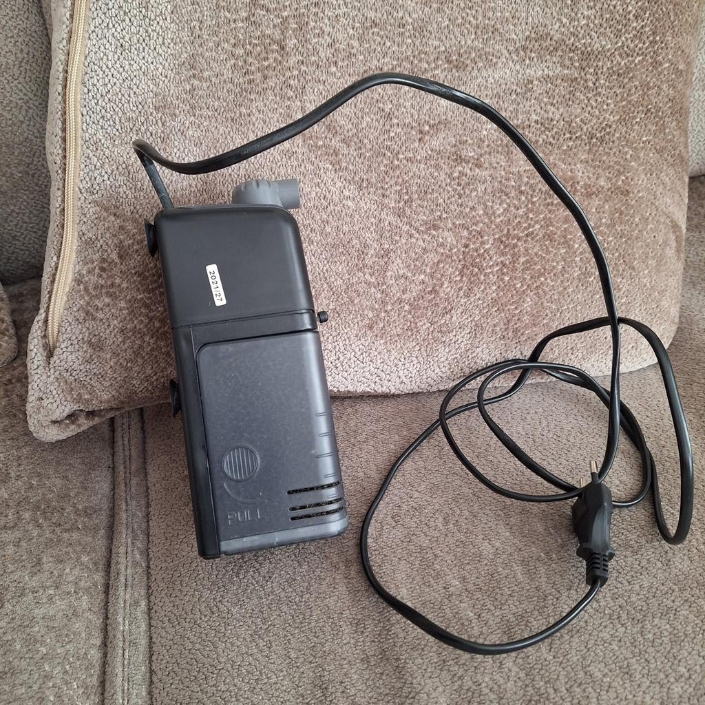 Aquarium pomp, Dieren en Toebehoren, Ophalen, Zo goed als nieuw, Leeg aquarium