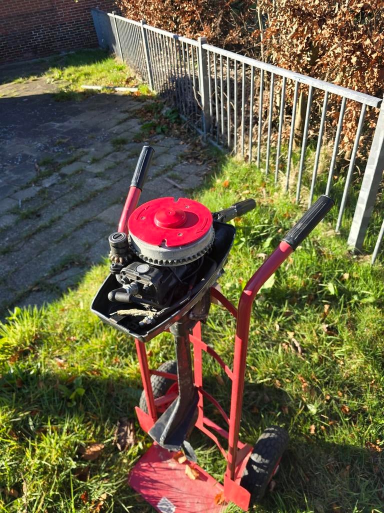 Buitenboordmotor opknapper vintage., Ophalen, Hydraulisch, Garagekrik