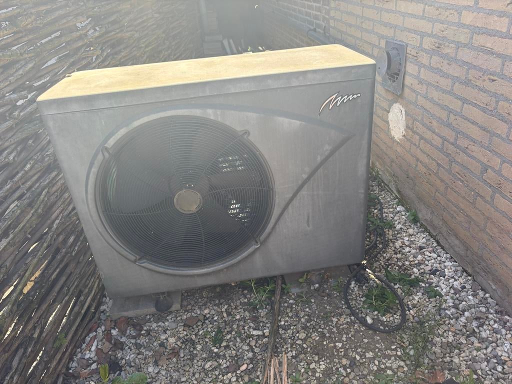 Warmtepomp zwembad - maakt kortsluiting (THP17L), Ophalen of Verzenden, Niet werkend, Verwarmen