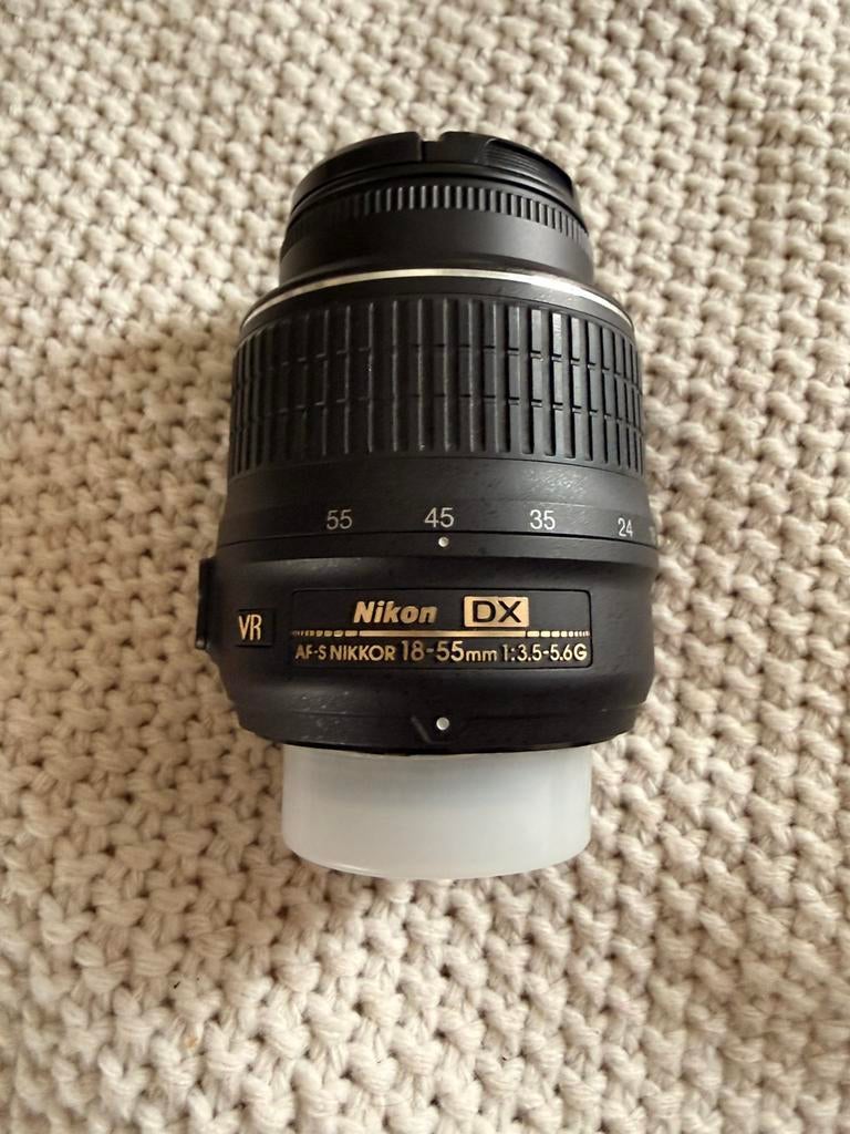 Nikon af-s 18-55mm f/3.5-5.6G VR DX, Audio, Tv en Foto, Fotografie | Lenzen en Objectieven, Ophalen, Zo goed als nieuw, Standaardlens