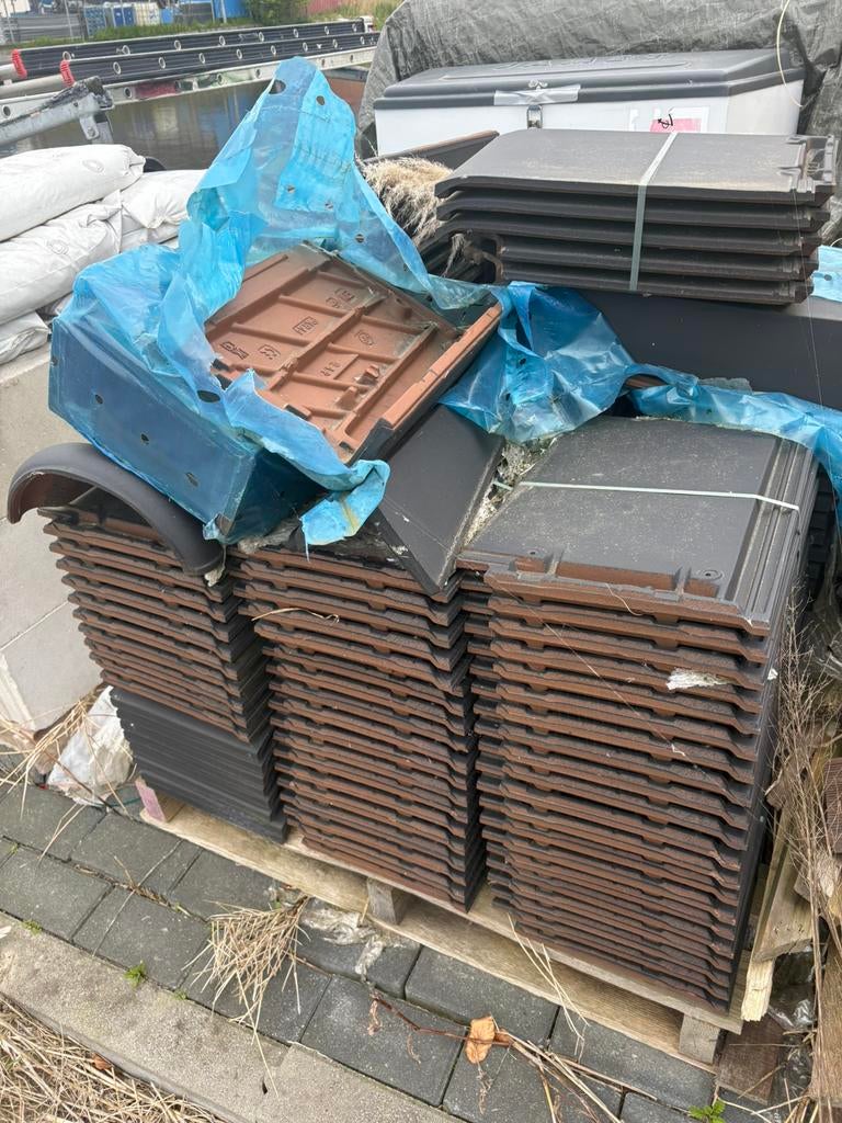 Ca 120 st edilians huguenot HP10 leikleur dakpan, Ophalen, Steen of Klei, Zo goed als nieuw, 15 m² of meer