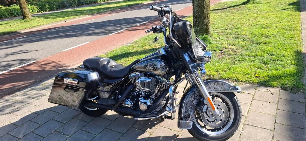 Harley davidson streetglide, rockfort fosgate, rinehart, 2 cilinders, Occasion, Particulier, Meer dan 35 kW