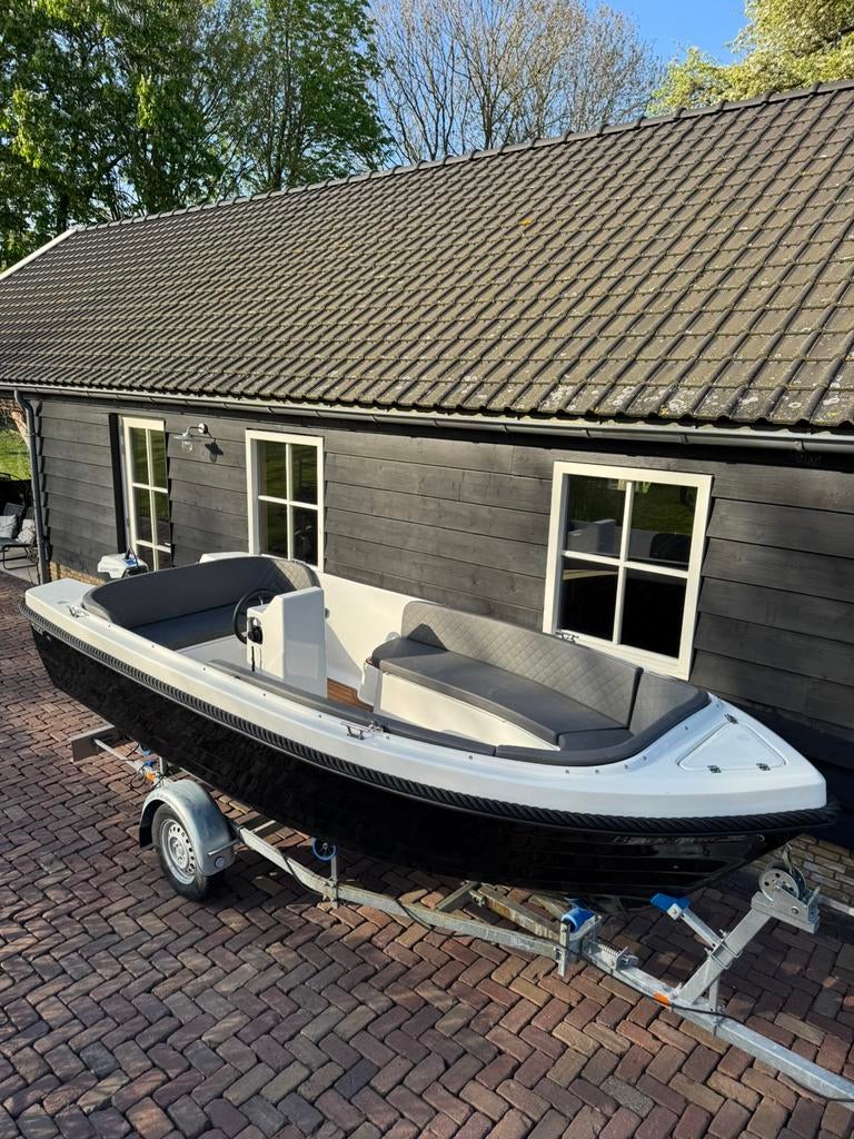 Nette QNap 480 elektrische sloep met kanteltrailer, Ophalen, Tot 10 pk, Elektrisch, Zo goed als nieuw