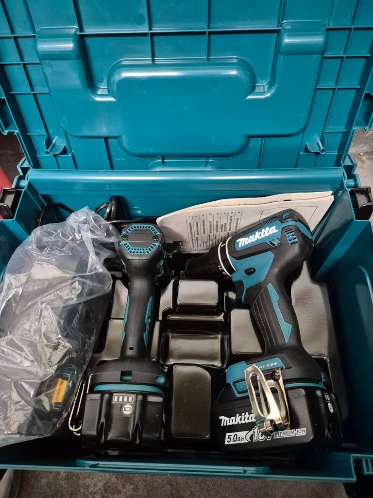 Makita set nieuw boorschroefmachine en slagschroef 5ah, Ophalen of Verzenden, Nieuw