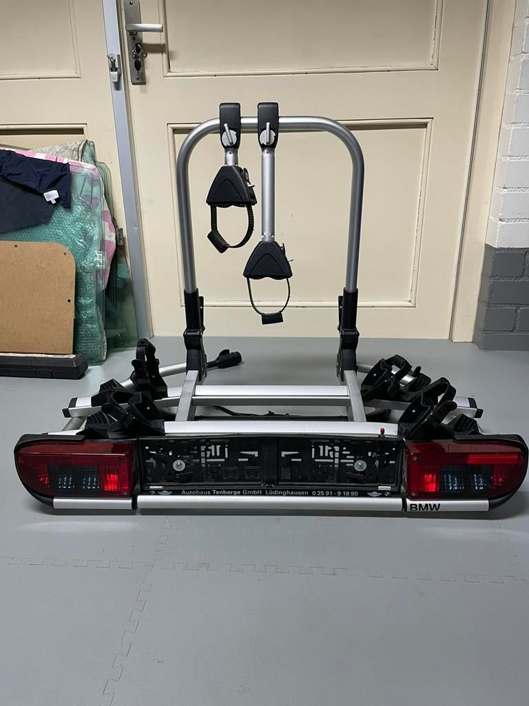 fietsendrager BMW origineel met binnenbalk bumper, Ophalen, 2 fietsen, Zo goed als nieuw, Trekhaakdrager