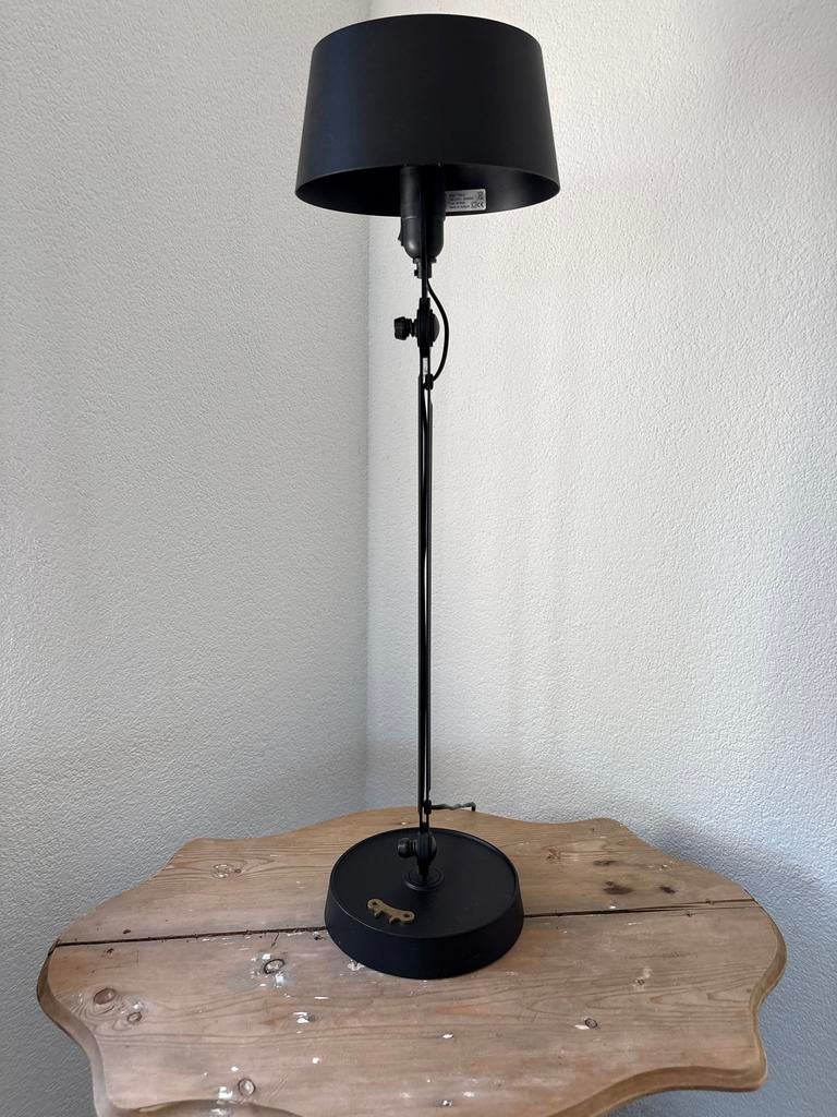 Tonone Tafellamp Bolt Table Standard, zwart, Ophalen of Verzenden, Zo goed als nieuw, Metaal, 50 tot 75 cm