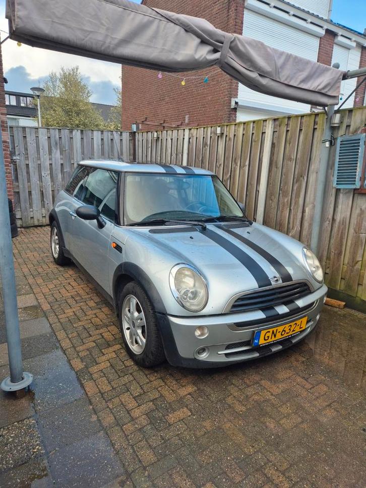 Mini 2005 Grijs, Auto's, Mini, Particulier, One, Benzine, Hatchback, Handgeschakeld, Geïmporteerd, Zilver of Grijs, Leder, Ophalen
