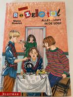 Hotel Rozebottel: Alles loopt in de soep - Marjo Roeven, Ophalen of Verzenden, Gelezen, Fictie algemeen