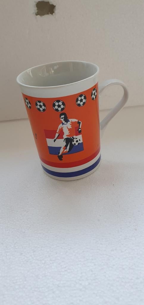 Voetbal drinkbeker van Oranje, Verzamelen, Sportartikelen en Voetbal, Gebruikt, Overige typen, Overige binnenlandse clubs, Ophalen of Verzenden