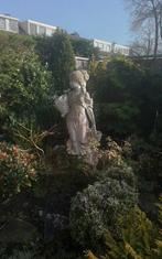 Stenen tuinbeeld vrouw, Tuin en Terras, Tuinbeelden, Ophalen, Gebruikt, Beton, Mensenbeeld