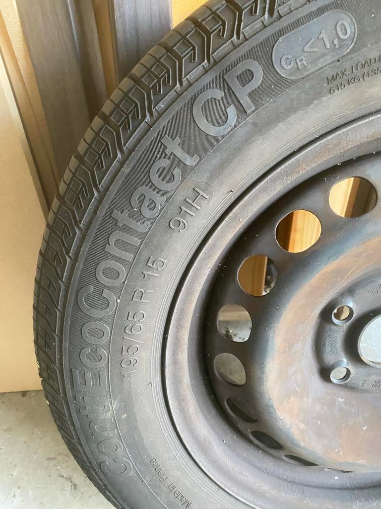 4 Zomerbanden met velgen Audi A4 (1997) 195/65 R15, Auto-onderdelen, Banden en Velgen, Ophalen, Gebruikt, 15 inch, Banden en Velgen