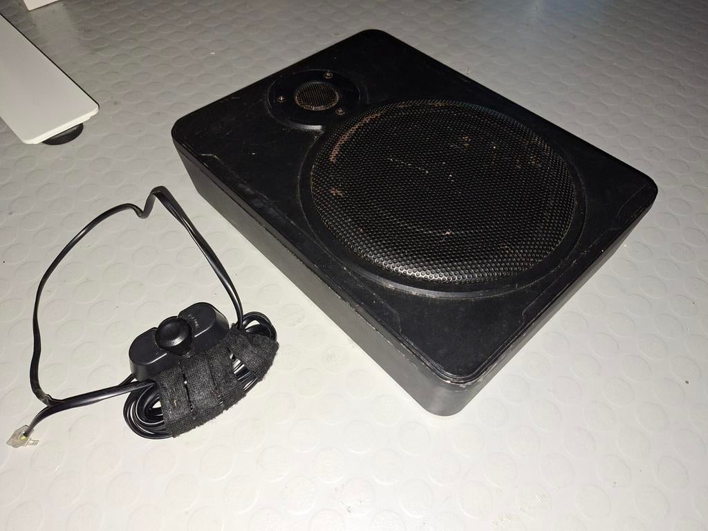 Compacte Underseat Auto Subwoofer met Volumeregelaar, Auto diversen, Autospeakers, Ophalen of Verzenden, Gebruikt