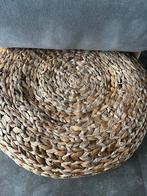 IKEA Poef - Riet/Rotan, Huis en Inrichting, Banken | Voetenbanken en Poefen, Ophalen, Gebruikt, Rond, Riet of Rotan