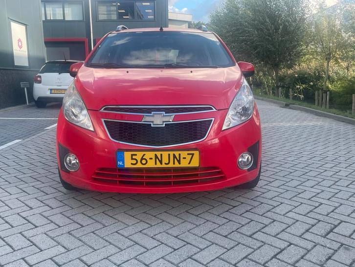Chevrolet Spark 1.0  2010 Rood / AIRCO / NAP / APK, Auto's, Chevrolet, Bedrijf, ABS, Airbags, Airconditioning, Boordcomputer, Centrale vergrendeling