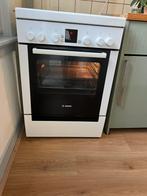 Bosch gasfornuis met oven, Witgoed en Apparatuur, Fornuizen, Ophalen, 4 kookzones, Zo goed als nieuw, Gas