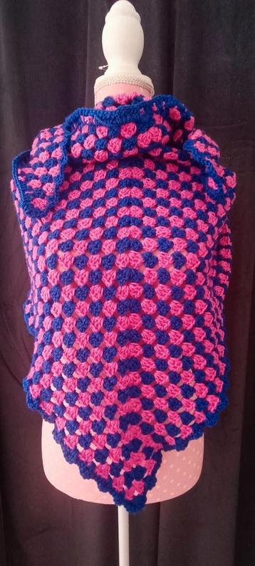 Gehaakte omslagdoek/sjaal Roze/Blauw beschikbaar voor biedingen