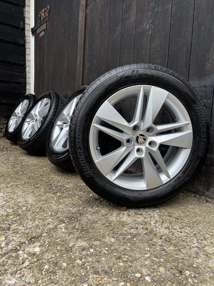 5x112 originele Skoda superb karoq octavia velgen demo 17”, Auto-onderdelen, Banden en Velgen, Banden en Velgen, Winterbanden