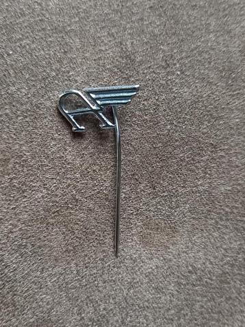 Speldje Austin beschikbaar voor biedingen