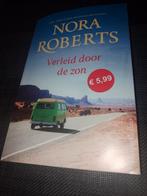 Nora Roberts - Verleid door de zon, Ophalen of Verzenden, Zo goed als nieuw, Nederland, Nora Roberts