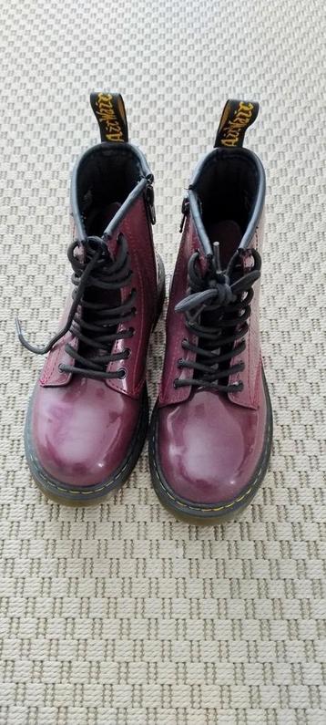 Dr. Martens Kinderschoenen – Maat 33 beschikbaar voor biedingen