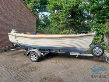 Grote overnaadse sloep / 8 pers / 15 pk Honda / 2-cilinder / beschikbaar voor biedingen