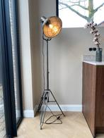 Industriële staande lamp grijs, Huis en Inrichting, Ophalen, Zo goed als nieuw, Metaal, 150 tot 200 cm