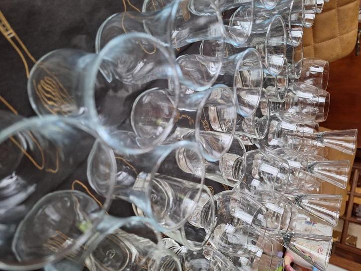 Amuseglaasjes kleine glas  glaasjes hapjes sint kerst, Verzamelen, Glas en Borrelglaasjes, Zo goed als nieuw, Borrel- of Shotglas