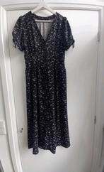 Nieuw dames maxi jurk maat L met knopen lange jurk zwar, Kleding | Dames, Jurken, Zwart, Maat 42/44 (L), Nieuw, Cropp