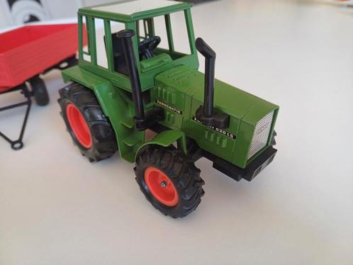 Gama 1/32 2307 Fendt Favorit 620 LS Turbomatik + trailer, Hobby en Vrije tijd, Modelauto's | 1:32, Gebruikt, Tractor of Landbouw