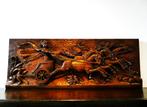 Houtgesneden paneel Romeinse strijdwagen paarden ridder, Antiek en Kunst, Ophalen of Verzenden