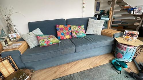 Gratis- Mooie bank van Ikea - huisdiervrij en rookvrij huis, Huis en Inrichting, Banken | Bankstellen, Zo goed als nieuw, Rechte bank