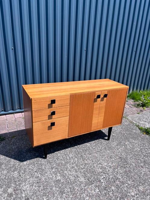 Vintage kastje dressoir tvmeubel, Huis en Inrichting, Kasten | Dressoirs, Gebruikt, 25 tot 50 cm, Ophalen