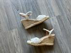 Leuke zomerschoenen mast 39 koopje, Kleding | Dames, Schoenen, Ophalen of Verzenden