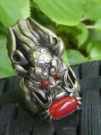 Unieke Chinese Draken  Ring    --    met bloedkoraal, Sieraden, Tassen en Uiterlijk, Antieke sieraden, Verzenden, Zilver, Ring