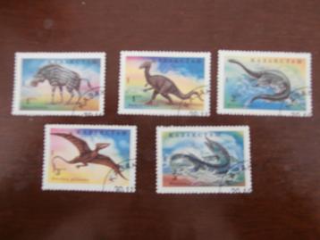 KAZACHSTAN 1994; set (5) PREHISTORISCHE DIEREN beschikbaar voor biedingen