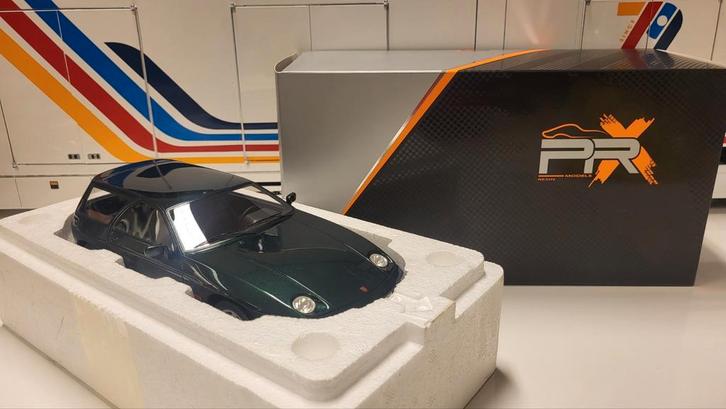 PremiumX Porsche 928 S Turbo Dark Green, Hobby en Vrije tijd, Modelauto's | 1:18, Zo goed als nieuw, Auto, Overige merken, Ophalen of Verzenden