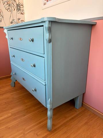 Zeer mooie ladenkast Farrow & Ball afgelakt beschikbaar voor biedingen