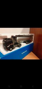 Volvo F16   Conrad 1:50 nieuw in doos, Ophalen of Verzenden, Zo goed als nieuw, Hijskraan, Tractor of Landbouw, Conrad