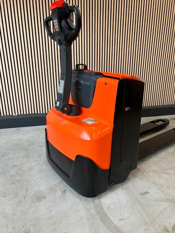 Te koop , Elektrische Toyota pompwagen beschikbaar voor biedingen